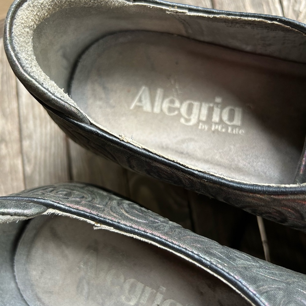 Alegria Women's embossed Platform Shoes - Iridescent glow - Picture 3 of 7